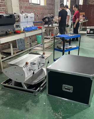 Máquina de café Espresso elétrica comercial de cabeça dupla - Capacidade de duas caldeiras 11L 2L 2L