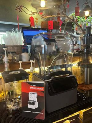 1800W Plastic Housing Ice Drinks Smoothie Blender Para Restaurante 65db